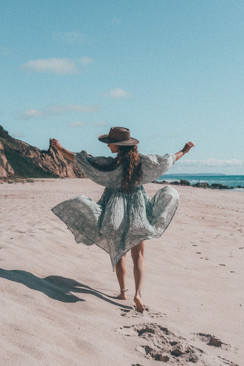 Kyra Midi Dress ~ Jade